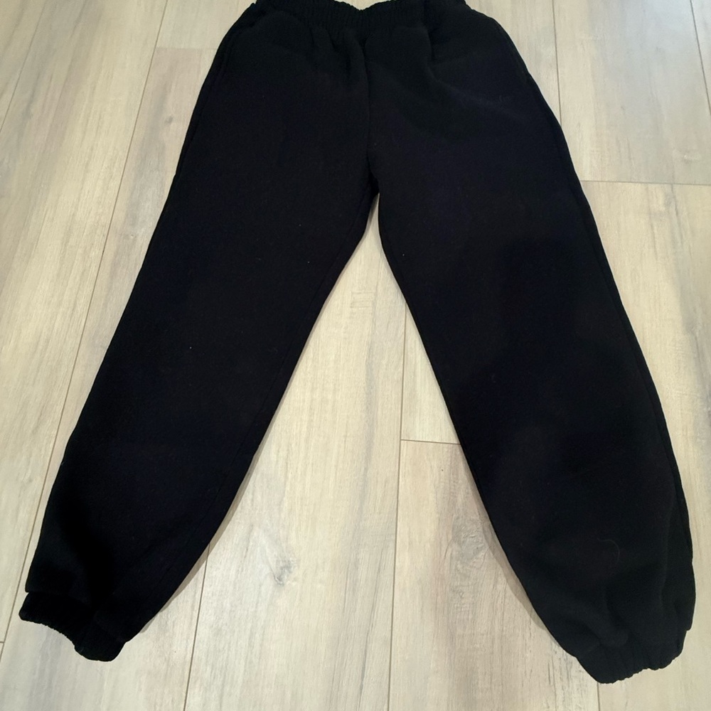 Comfrt Black Men's Fleece Jogger Sweatpants